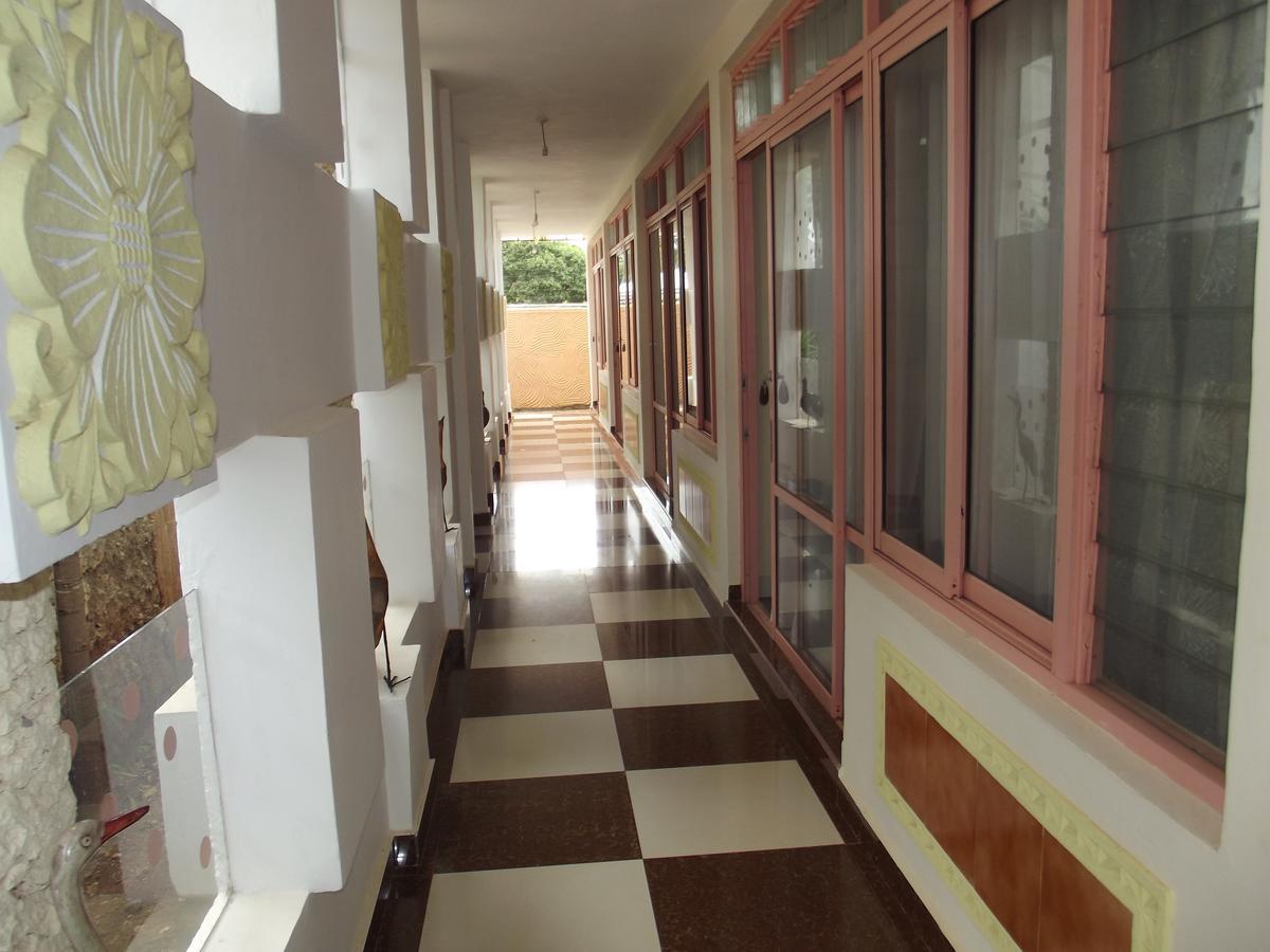 Peacock Park Hotel Ukunda Exterior photo